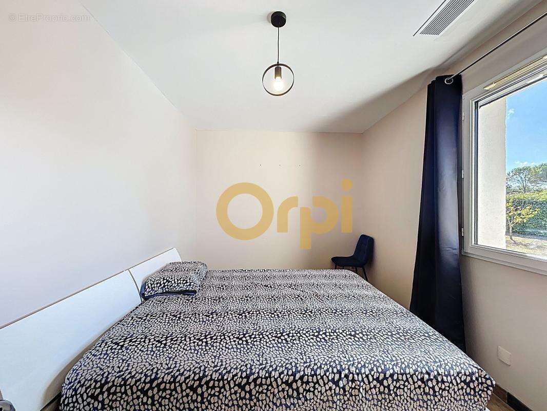 Maison à BAGNOLS-EN-FORET