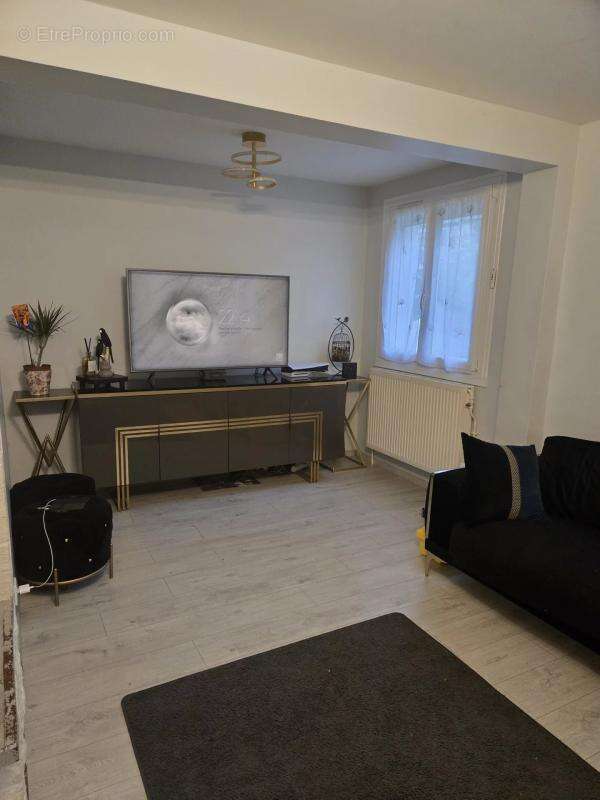 Maison à CHAMPAGNOLE