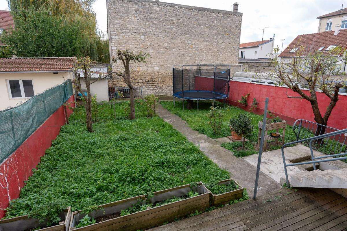 Maison à VITRY-SUR-SEINE