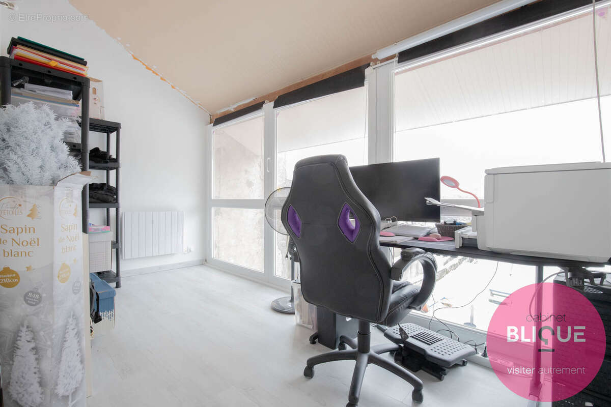 Maison à THEZEY-SAINT-MARTIN