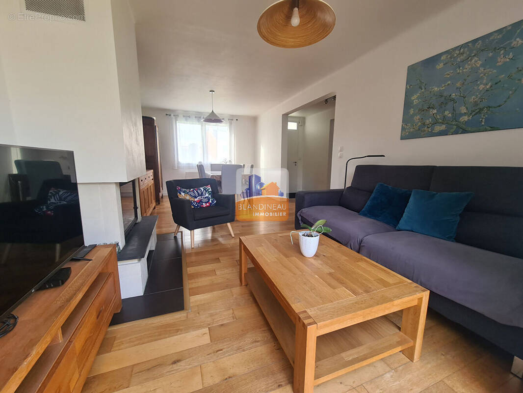 Maison à LA MONTAGNE