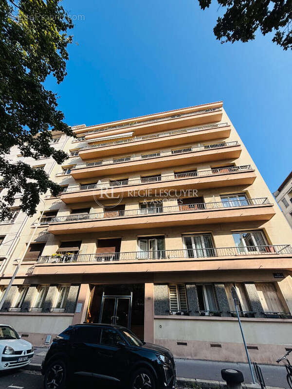 Appartement à LYON-6E