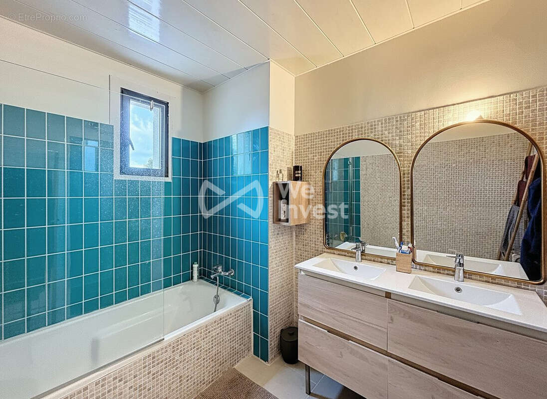 Maison 172 m² à Juvignac  - photo 8
