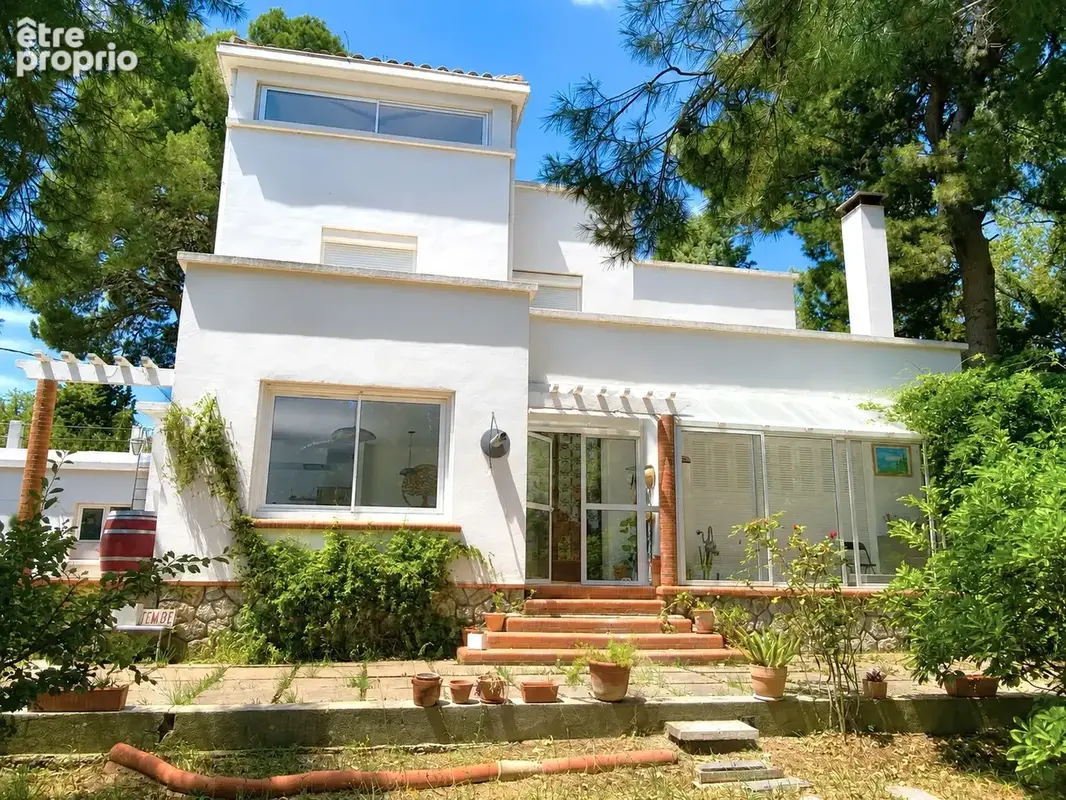 A perpignan sud, aux portes de la ville, une villa 4 faces, sur 2300m2 de terrain - photo 3