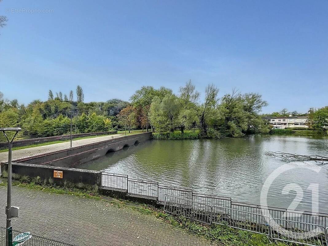 Appartement à SAVIGNY-LE-TEMPLE
