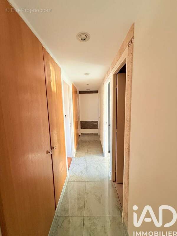 Photo 7 - Appartement à SARCELLES