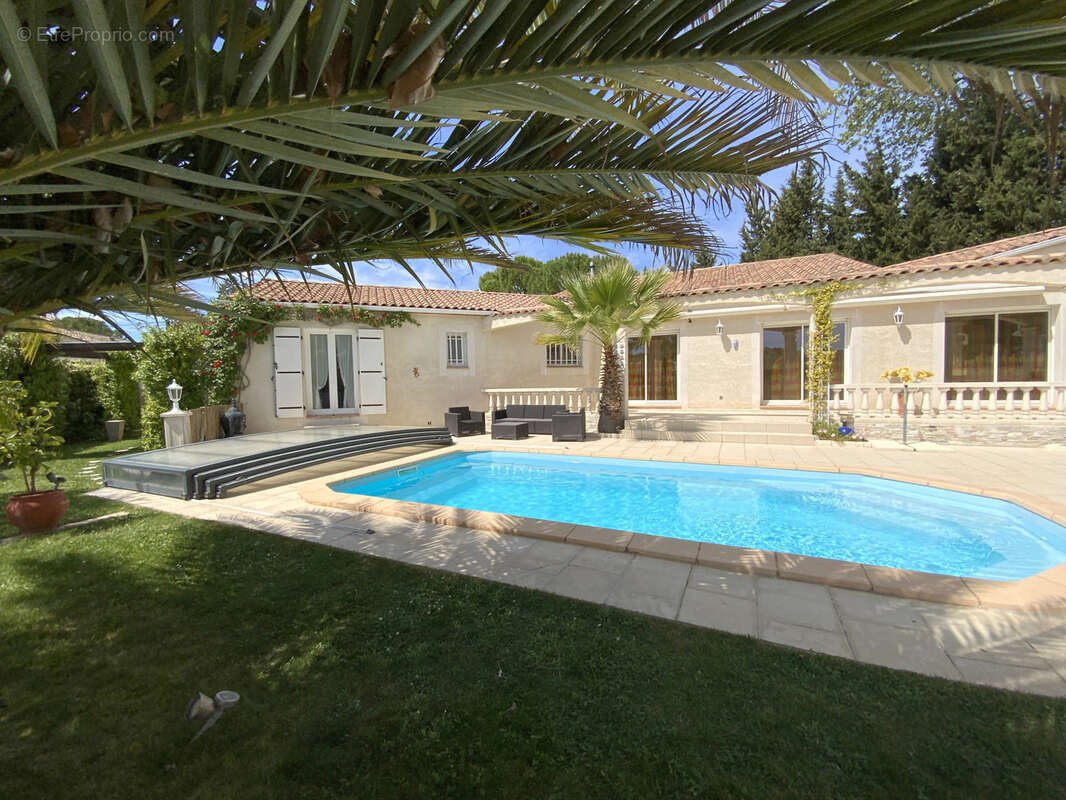 Maison à UZES