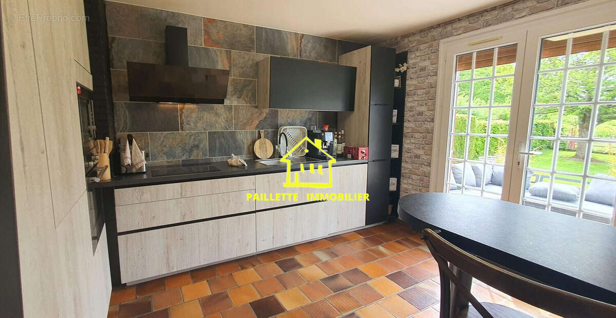 Maison à DOUDEVILLE