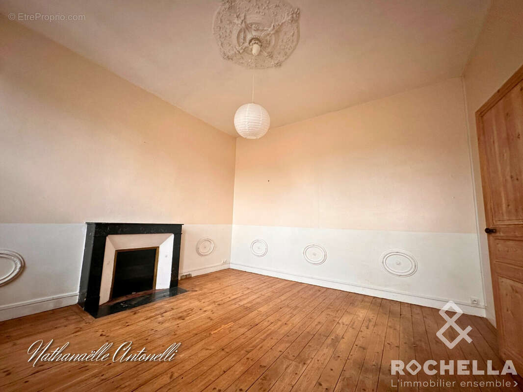 Maison à SAINT-JEAN-D&#039;ANGELY