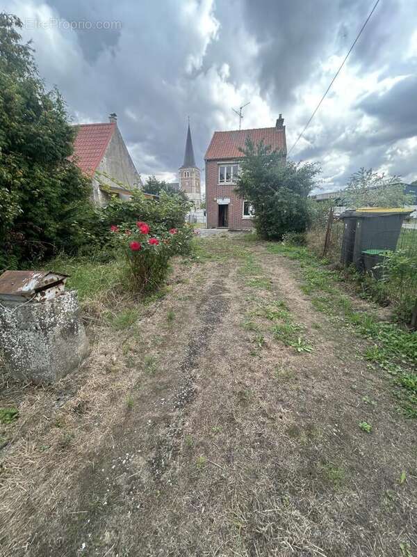 Maison à WASNES-AU-BAC