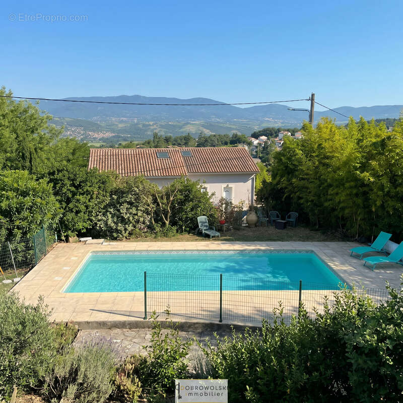 Maison à LE PEAGE-DE-ROUSSILLON