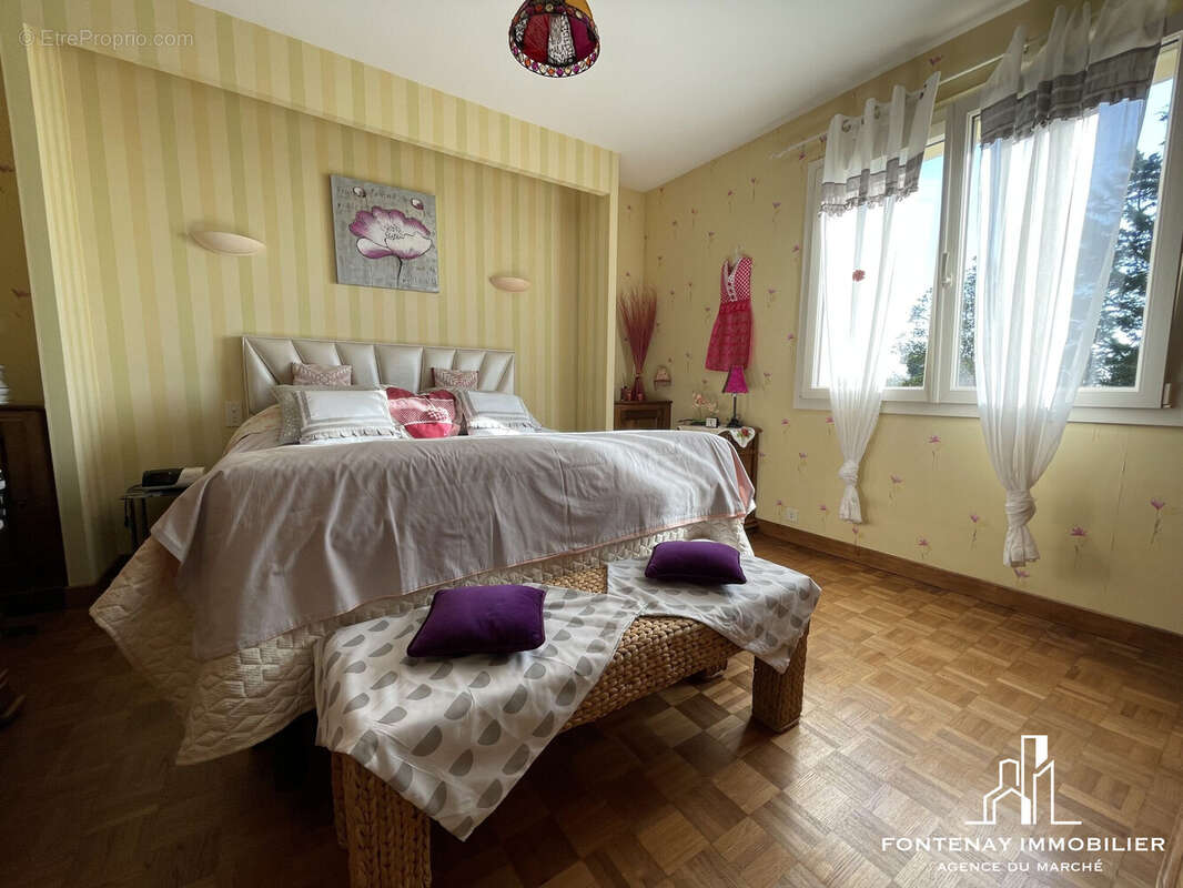 Maison à FONTENAY-LE-COMTE