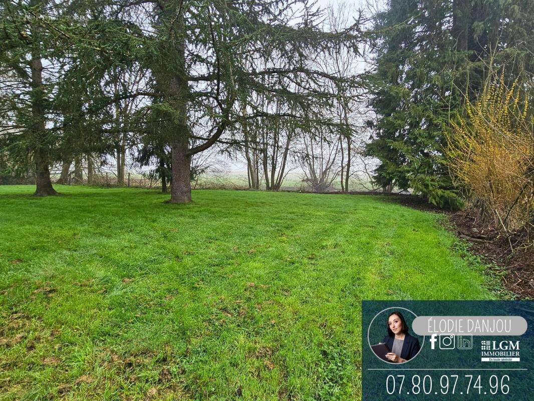 Maison à CLOYES-SUR-LE-LOIR