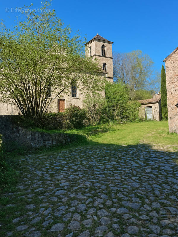 Maison à BUSSET