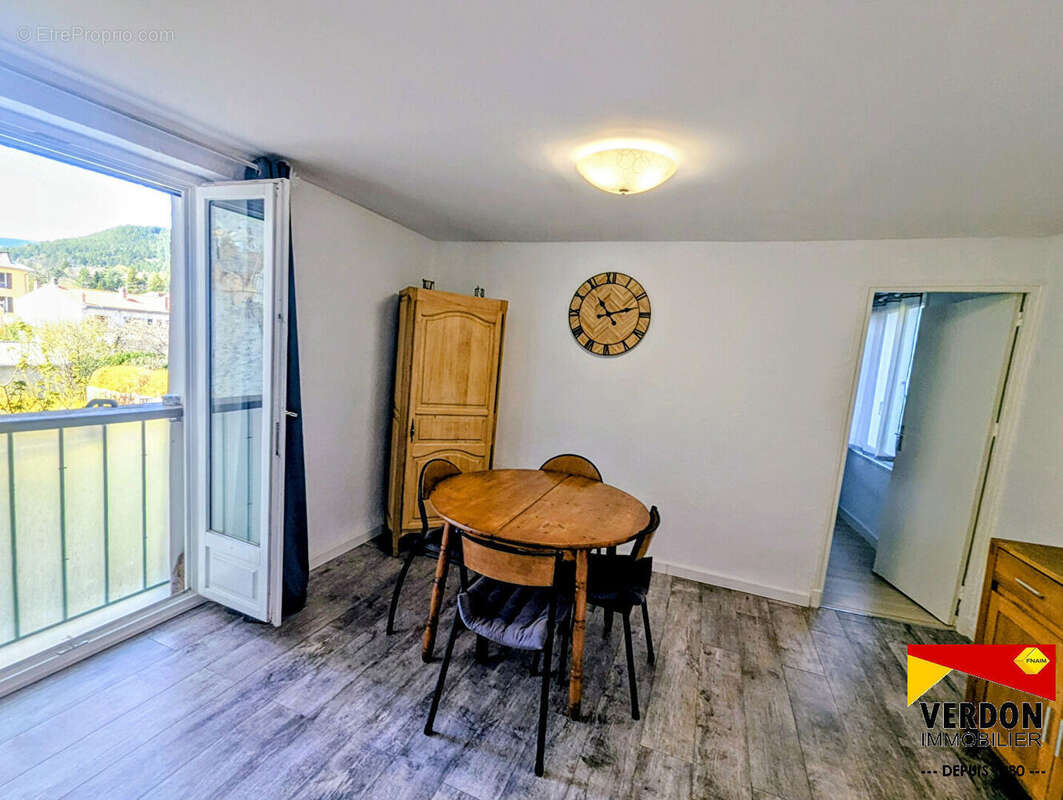 Photo 2 - Appartement à SAINT-ANDRE-LES-ALPES
