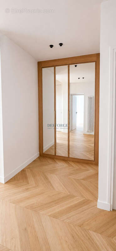 Appartement 89 m² à Paris-7e  - photo 4