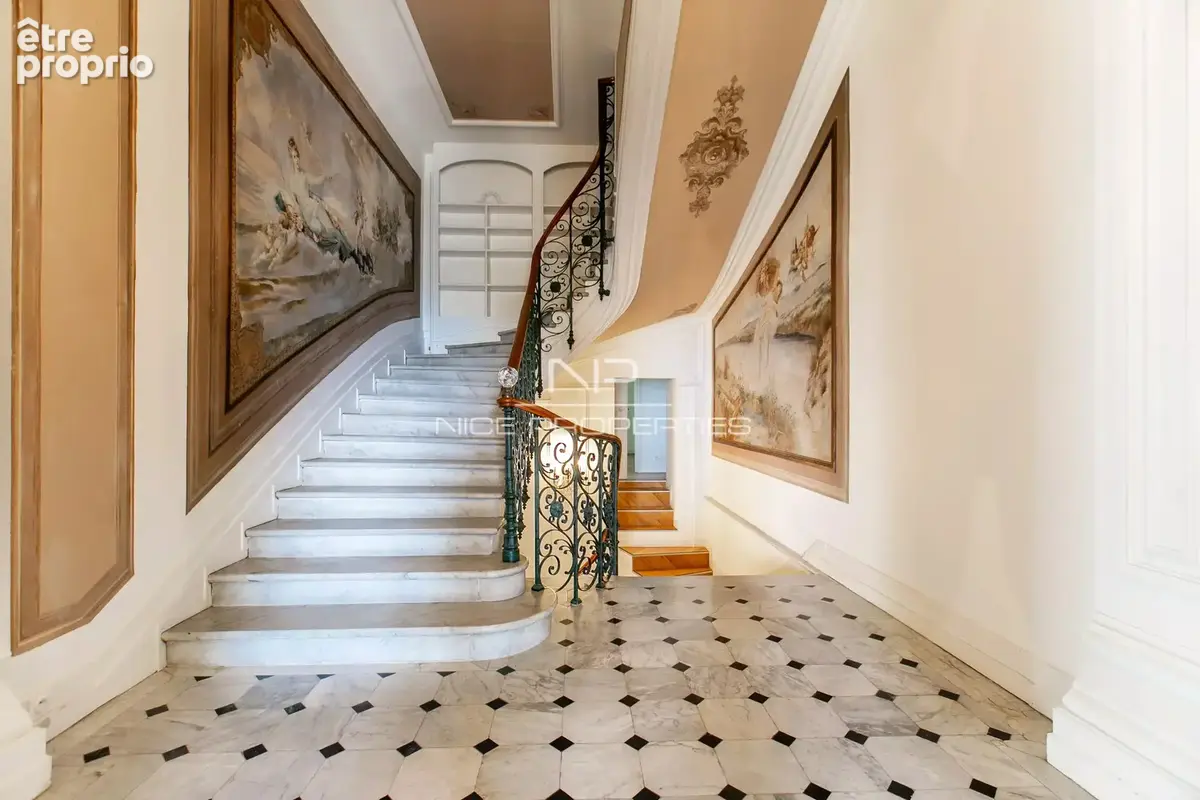 Majestueux 6 pièces  vue mer de 288 m² habitables dans une Hôtel Particulier du Mont Boron - photo 19