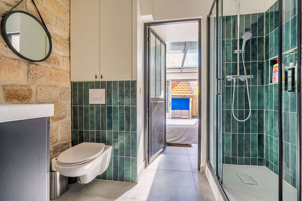 Appartement à PARIS-11E