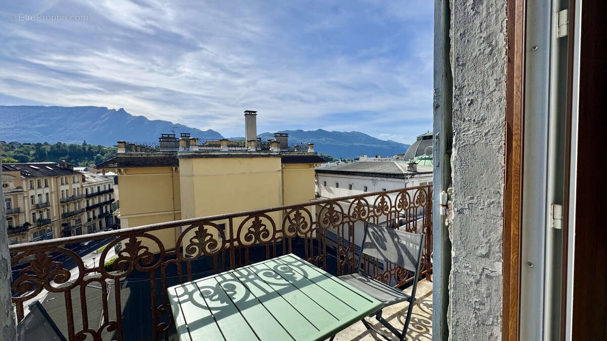 Appartement à AIX-LES-BAINS