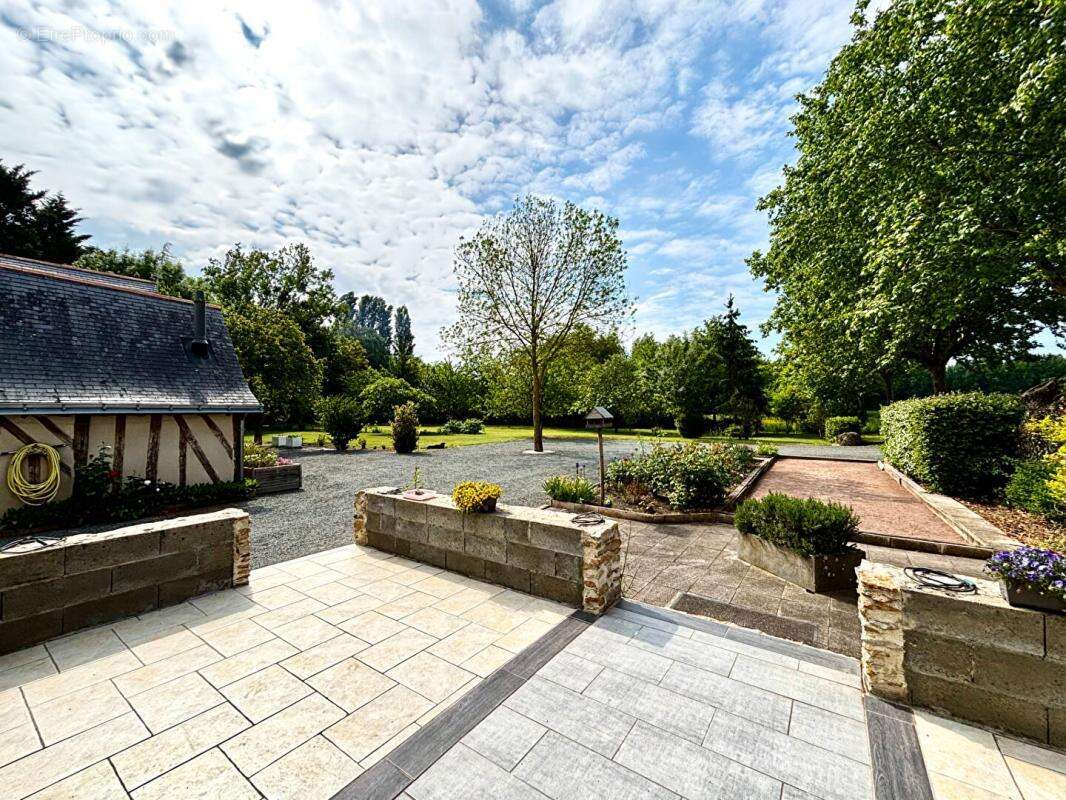 Maison à BEAUFORT-EN-VALLEE