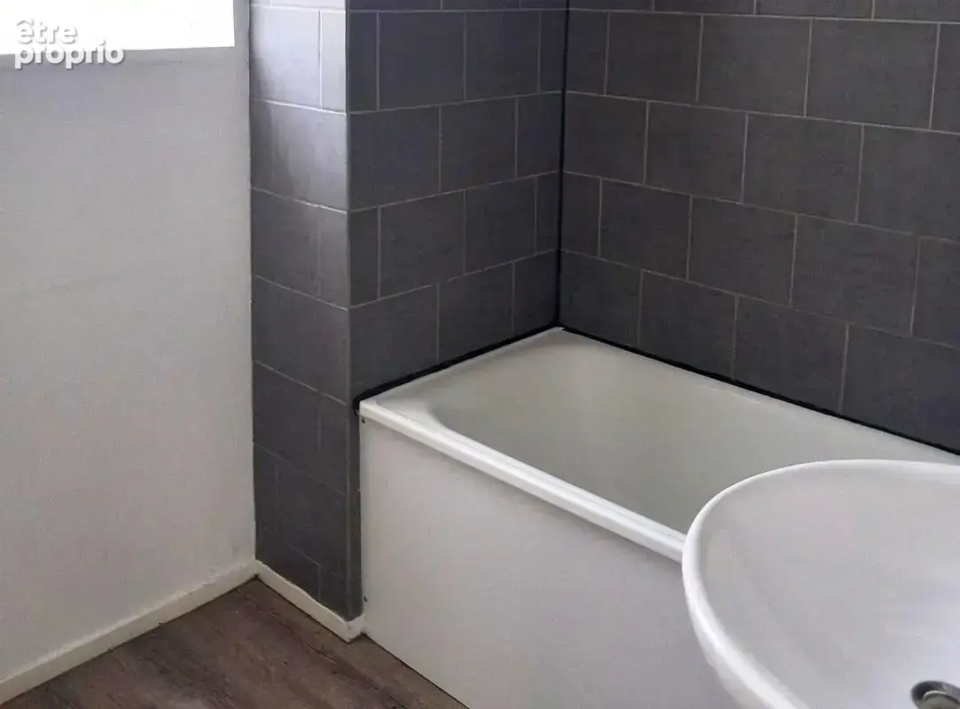 Peillac - Maison T5 - photo 6