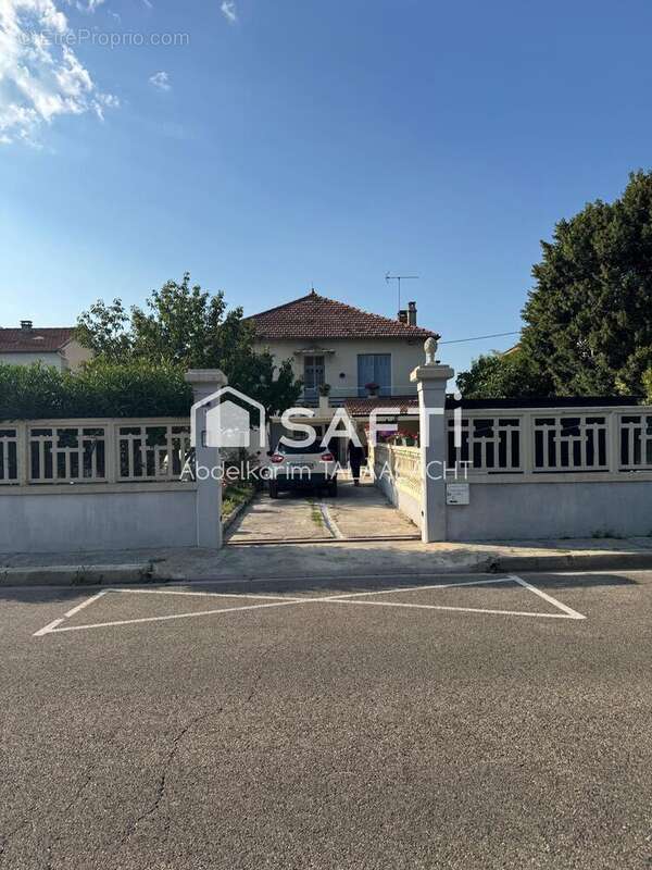 Photo 2 - Maison à ORANGE