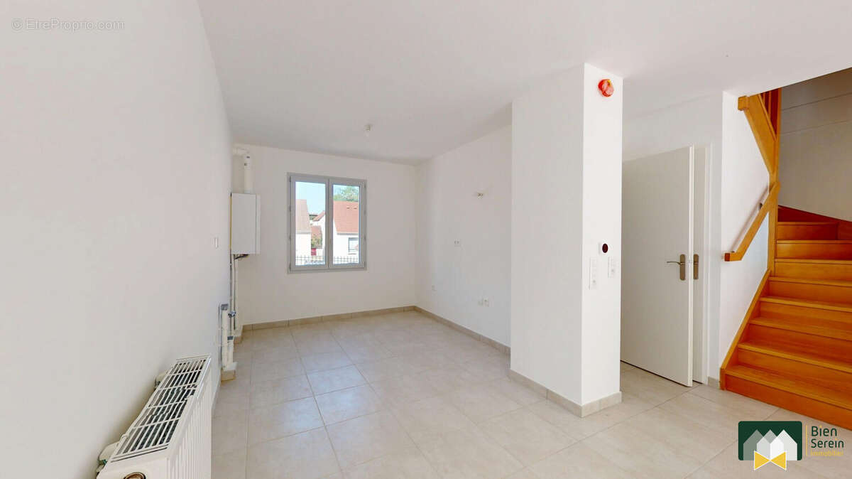 Maison 94 m² à Chartres  - photo 4