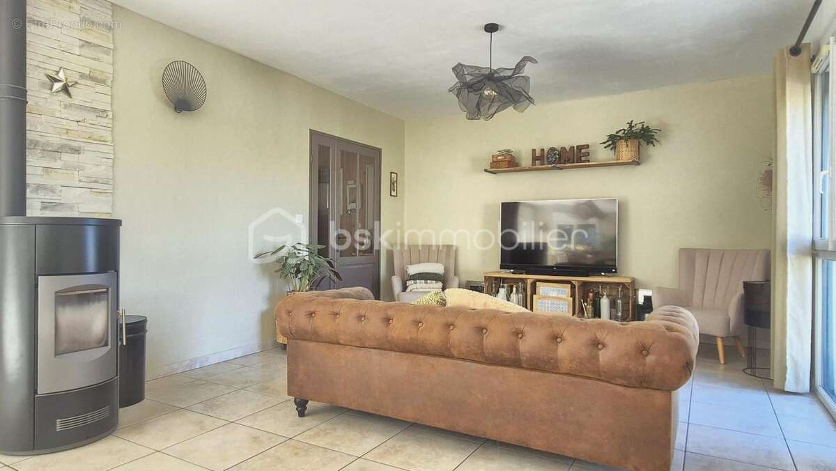 Maison à CORMICY