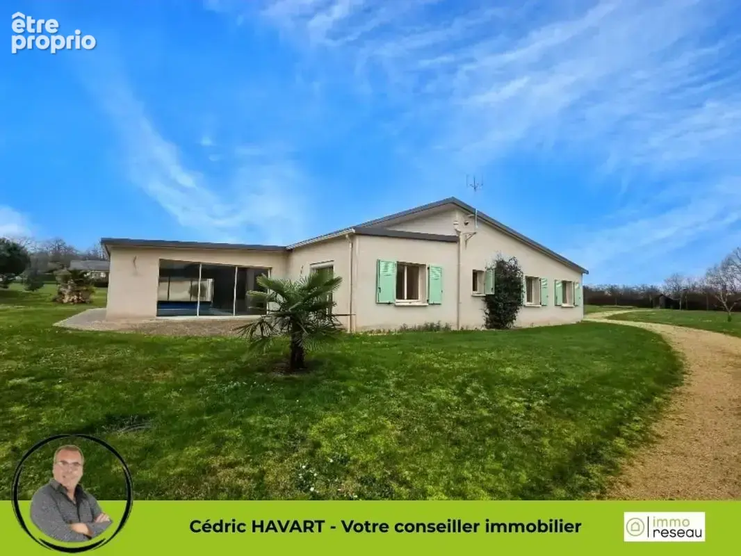 Maison 7 pièces 206 m² à vendre à Le Blanc (36300) - photo 3