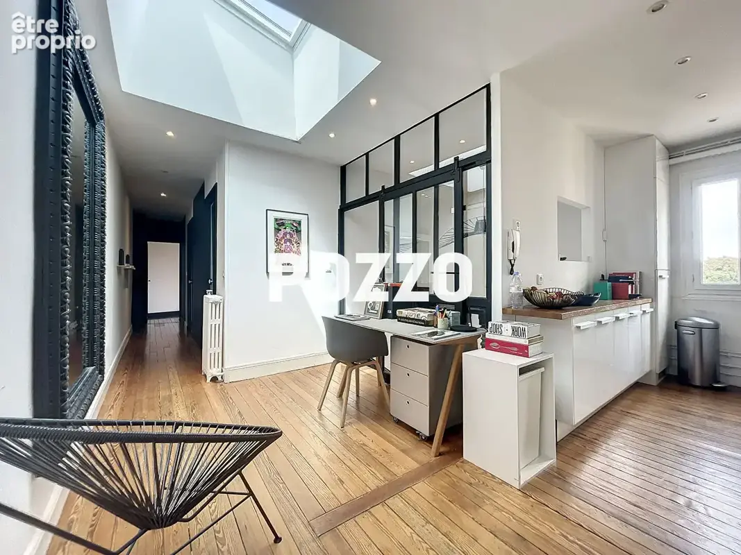 Appartement 3 piece(s) avec terrasse - hyper centre - photo 2