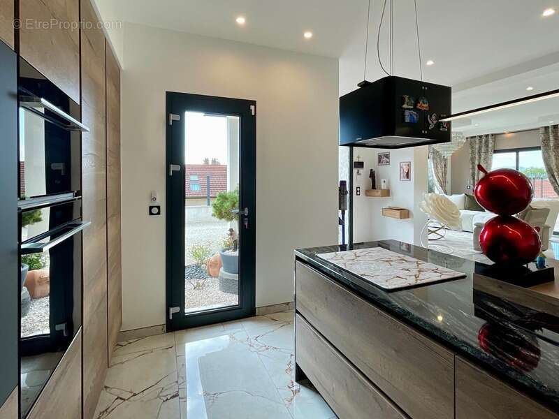 Maison à SAINT-JEAN-DE-GONVILLE