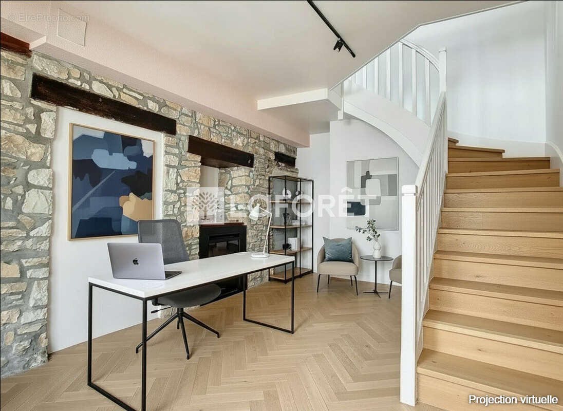 Appartement à BOURG-DES-COMPTES