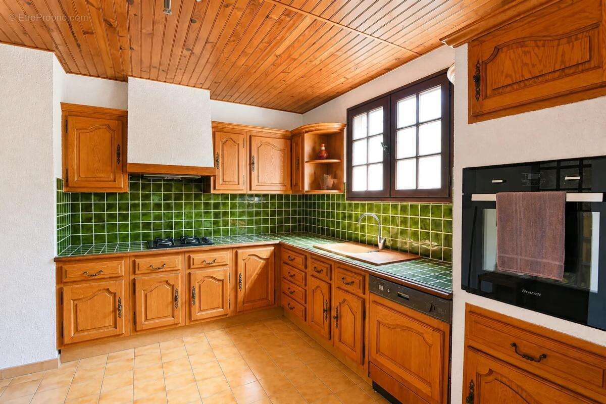 Maison de 5 pièces de 129 m² à Arles - photo 17