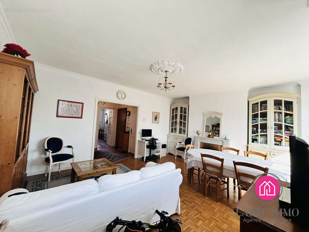 Séjour, Salle à manger - Appartement à LA MADELEINE