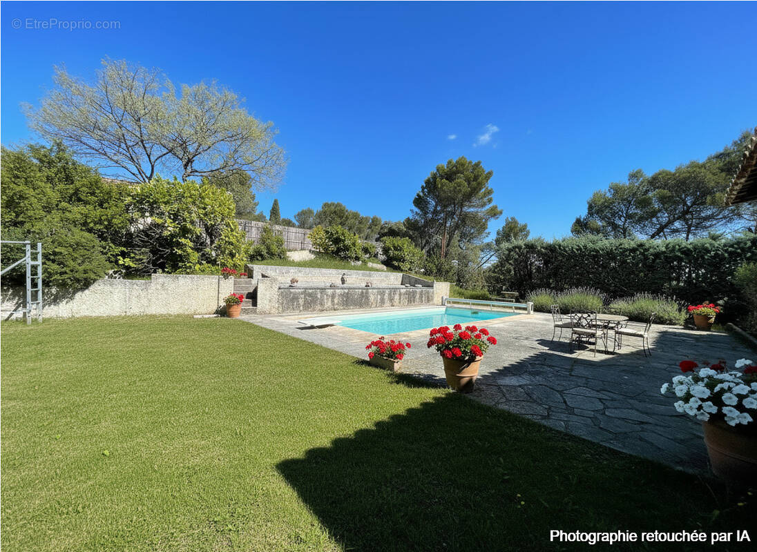 Maison à VAISON-LA-ROMAINE