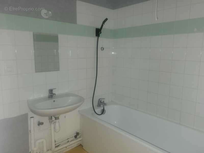 Appartement 60 m² à Besancon  - photo 8