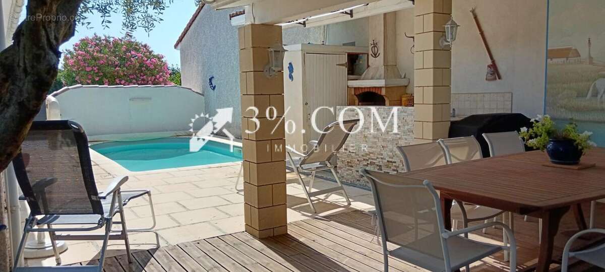 Maison à ETOILE-SUR-RHONE