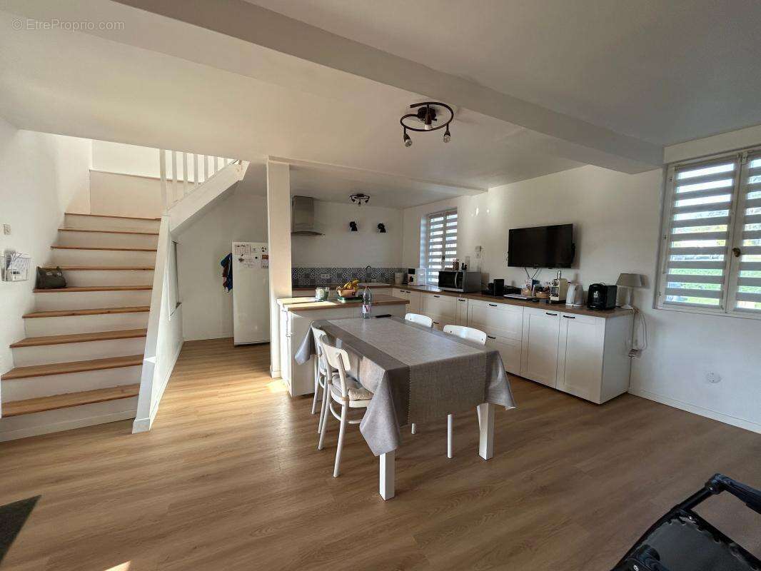 Propriété équestre / Corps de ferme à vendre - photo 2