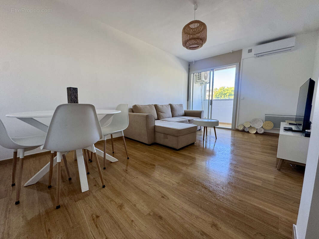 Appartement à LE LAVANDOU