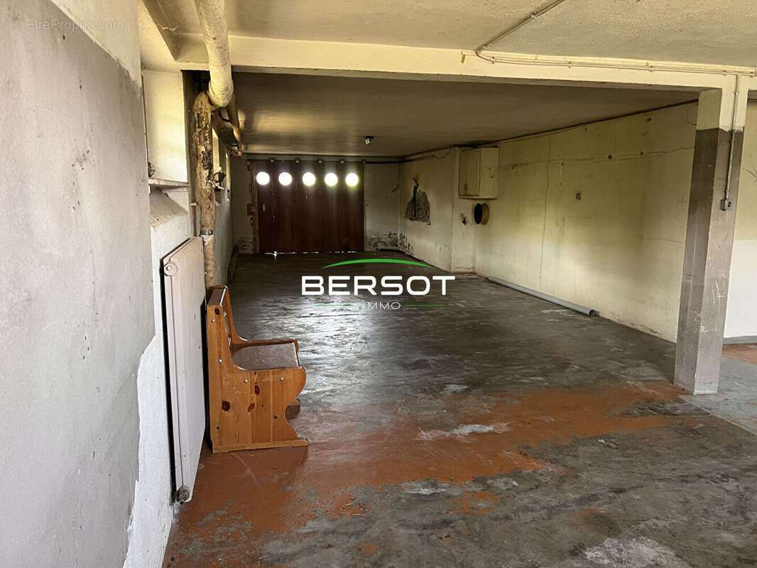 Maison 10 pièces sur grand sous-sol - photo 16