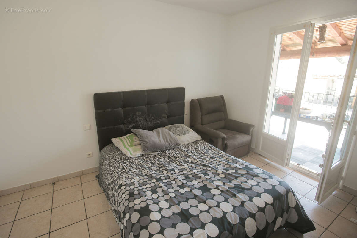 Saint gilles - villa plain pied avec piscine - photo 7