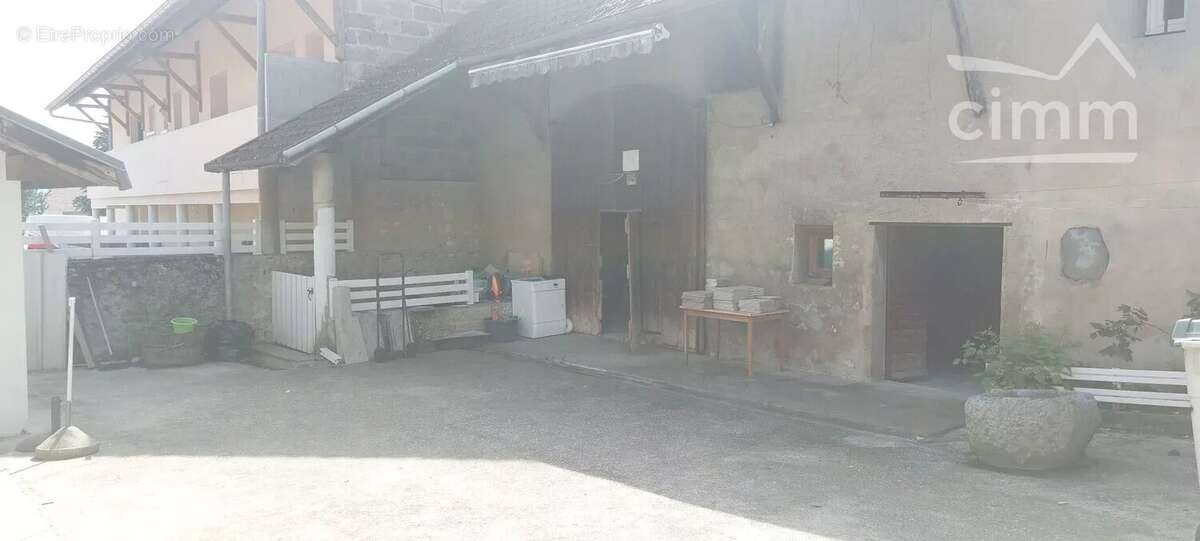 Maison à CHAPAREILLAN