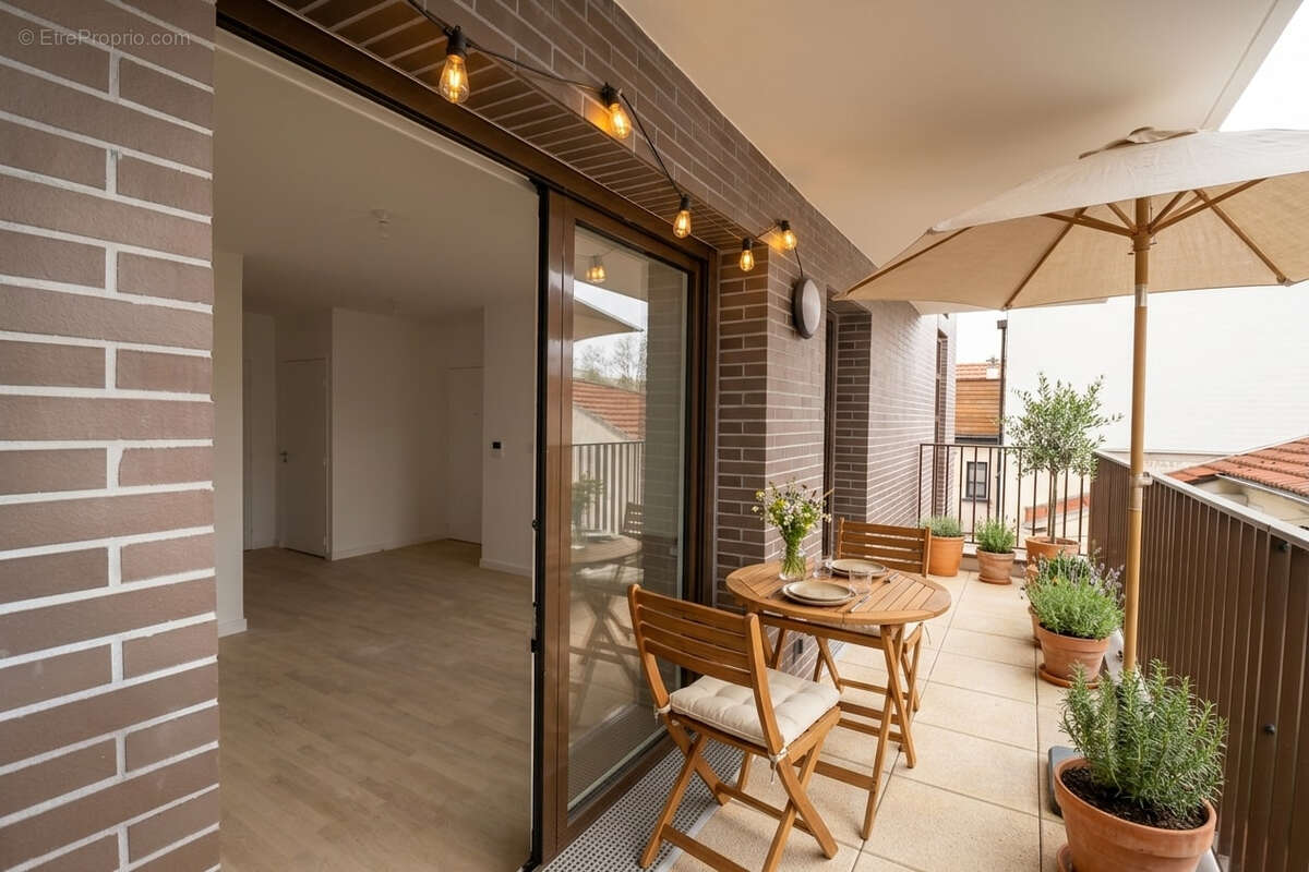 Appartement à ISSY-LES-MOULINEAUX