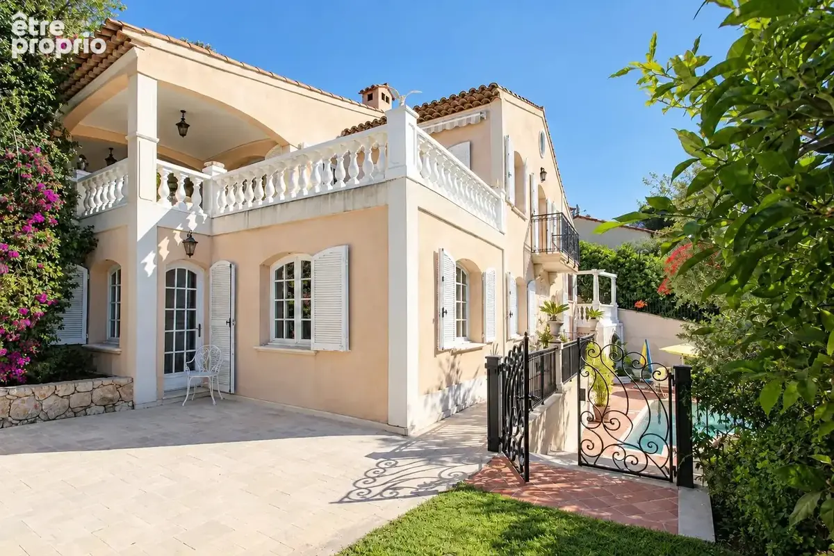 Cap d'ail - villa 350m²  terrain 1425m²  vue mer - photo 7