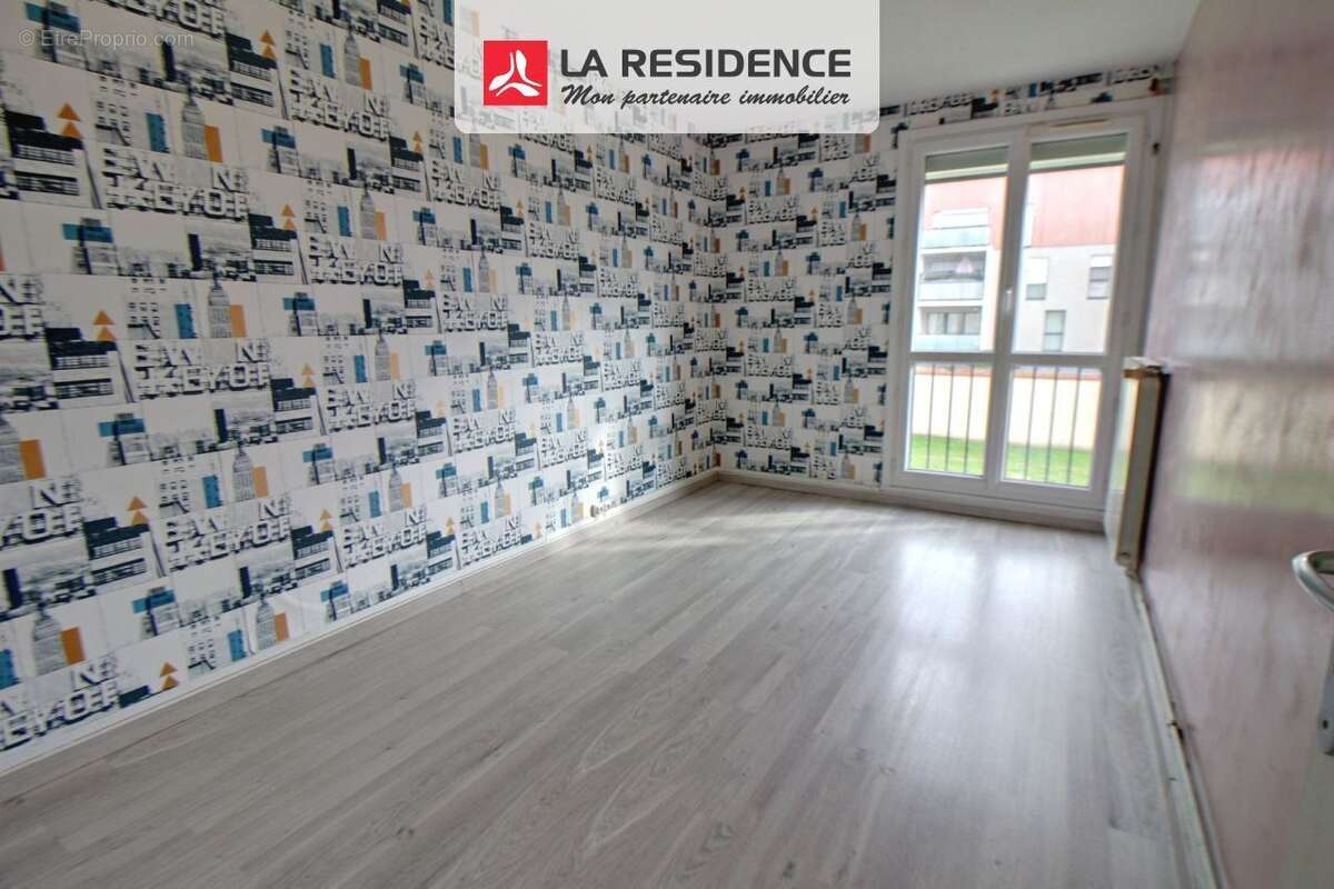 Appartement à ROSNY-SUR-SEINE
