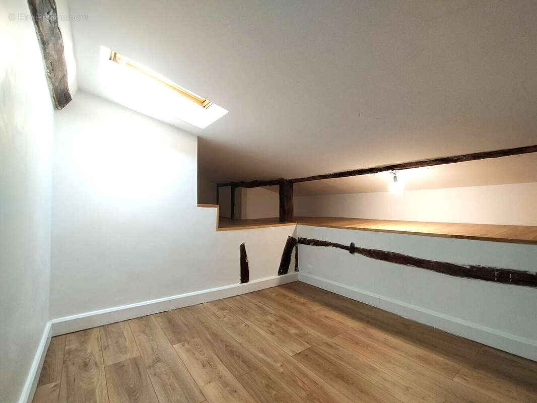 Appartement à PARIS-12E