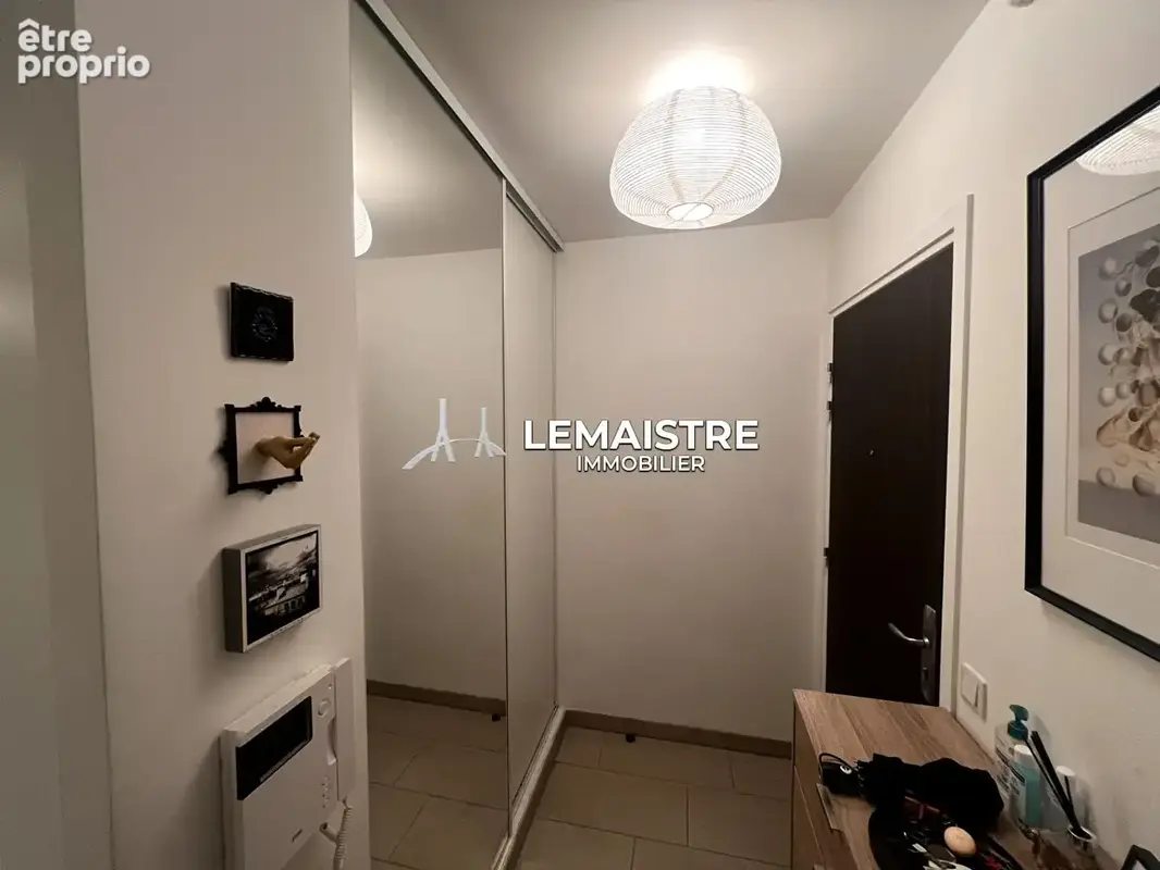 Appartement à vendre - Rouen - 74.7 m² - 3 chambres - Dernier étage - Terrasse - Box s/sol  - Accès direct Gare SNCF - photo 6