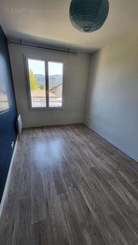 Appartement à SEYNOD