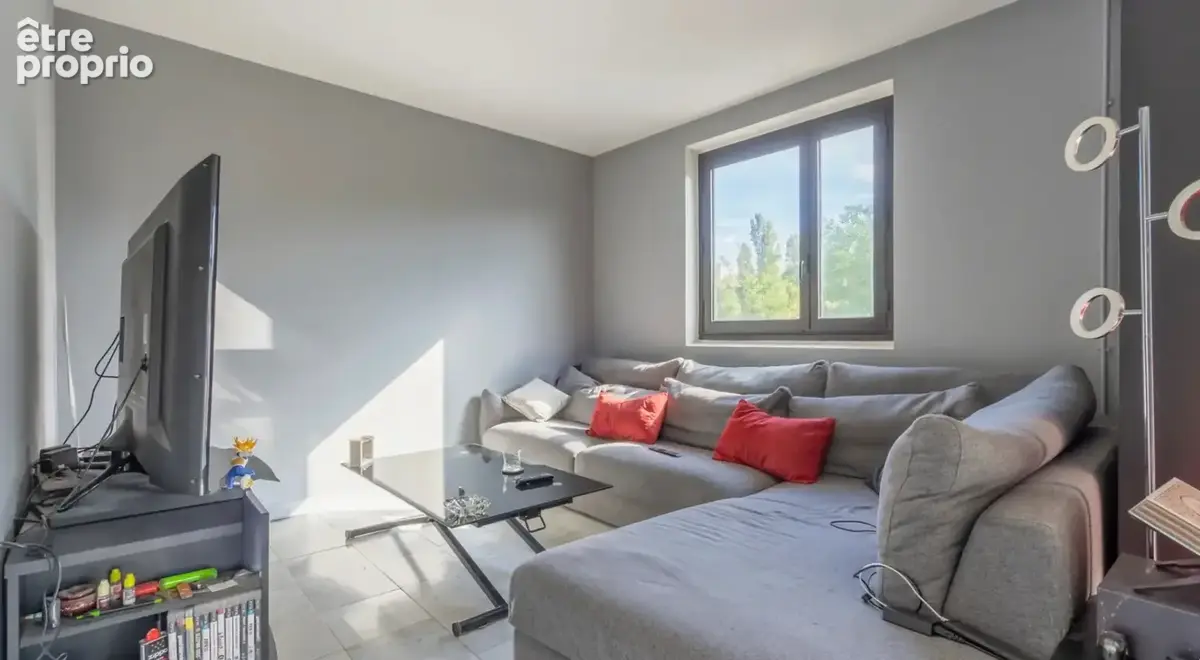 Appartement  T5 à vendre a CLICHY SOUS BOIS (93) - photo 4