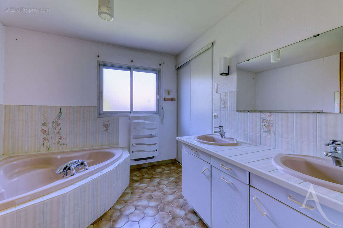 Maison à LES LUCS-SUR-BOULOGNE